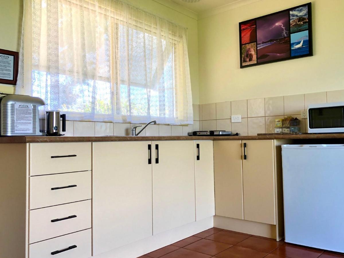 Promhills Cabins Яанаки Екстериор снимка